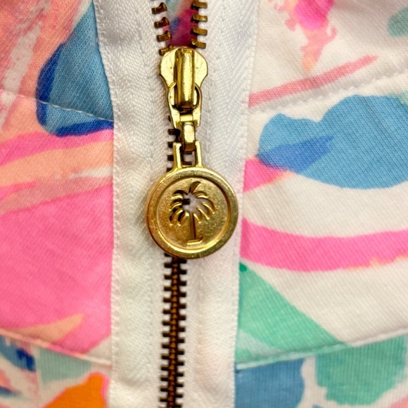 (Sold) Women's Lilly Pulitzer Out To Sea Half Zip Popover. Size Medium. EUC. - Picture 5 of 5